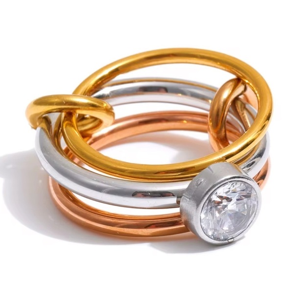 Anthropologie Jewelry - Trinity Style Interlocking Stainless Steel Ring ✨
